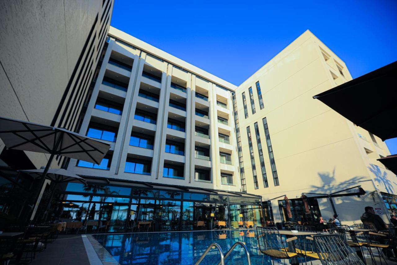 Royal G And Hotel