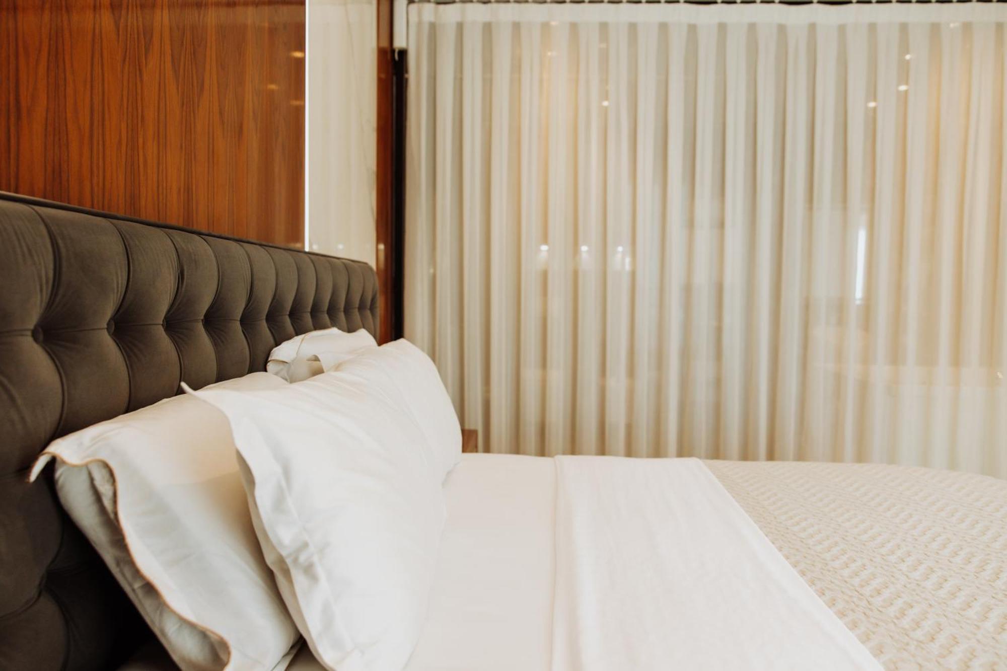 Royal G And Hotel