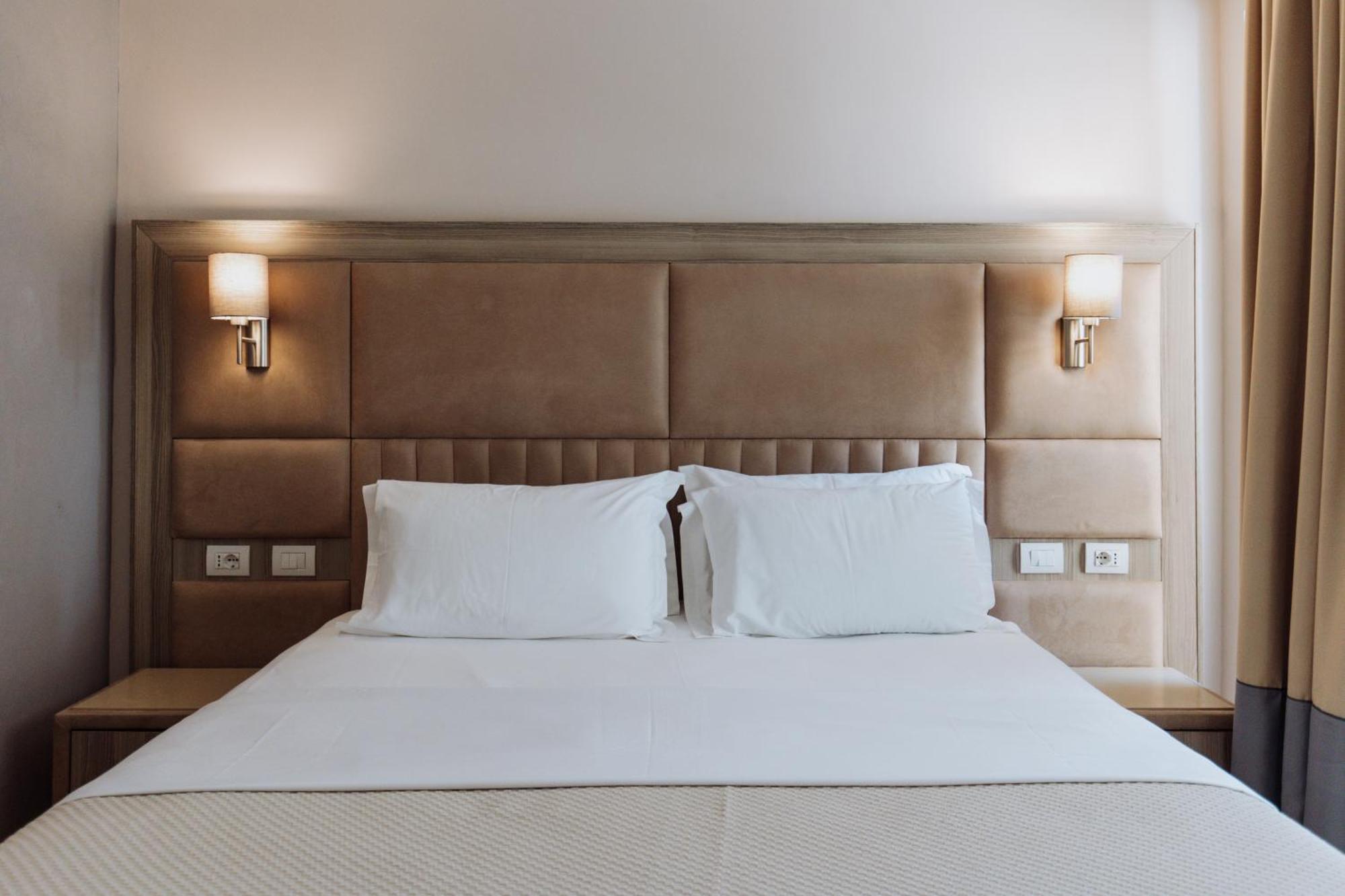 Hotel Royal G And